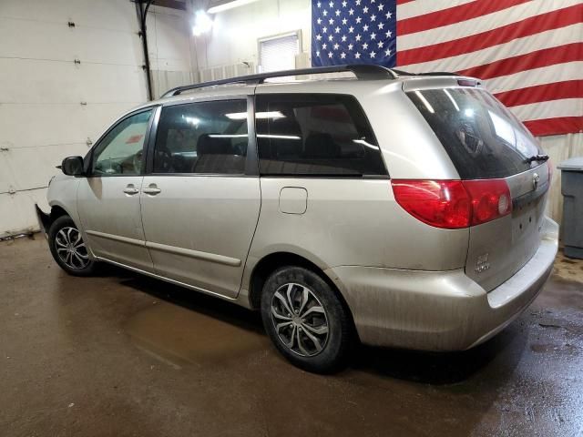 2010 Toyota Sienna CE