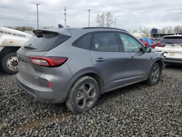 2023 Ford Escape ST Line Plus