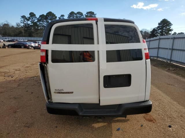 2017 Chevrolet Express G2500