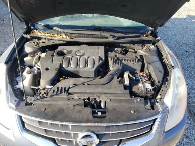 2011 Nissan Altima Base