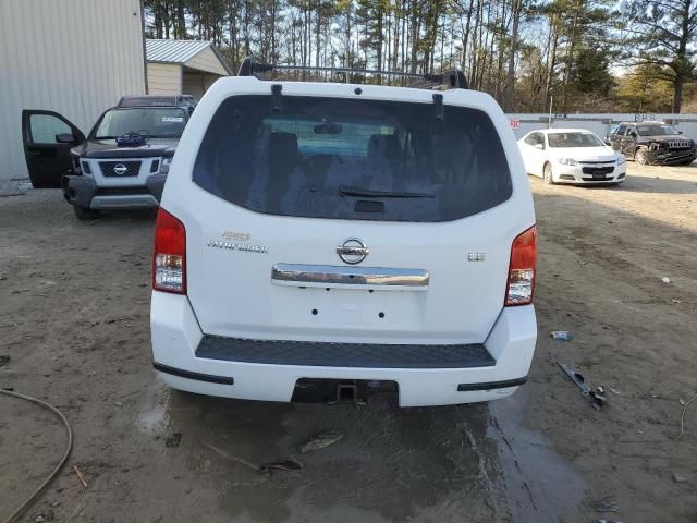 2008 Nissan Pathfinder LE