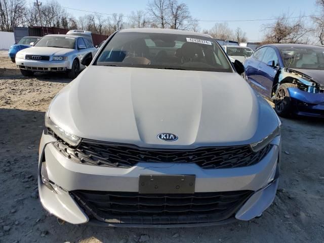 2021 KIA K5 GT Line