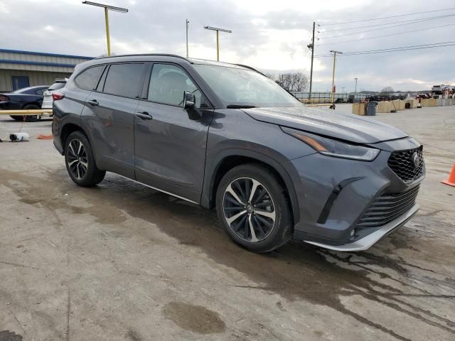 2021 Toyota Highlander XSE