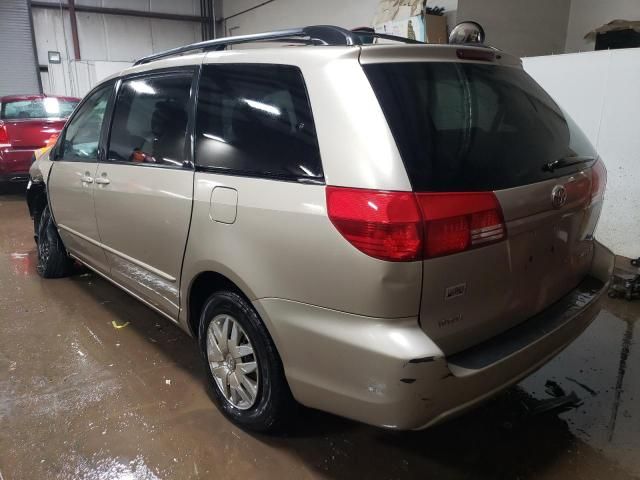 2004 Toyota Sienna CE