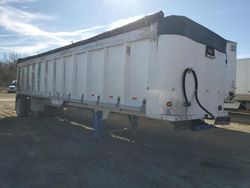Salvage trucks for sale at Chambersburg, PA auction: 2001 MAC Dump Trailer