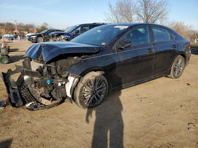 2023 KIA Forte GT Line