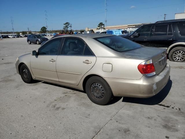 2005 Toyota Camry LE