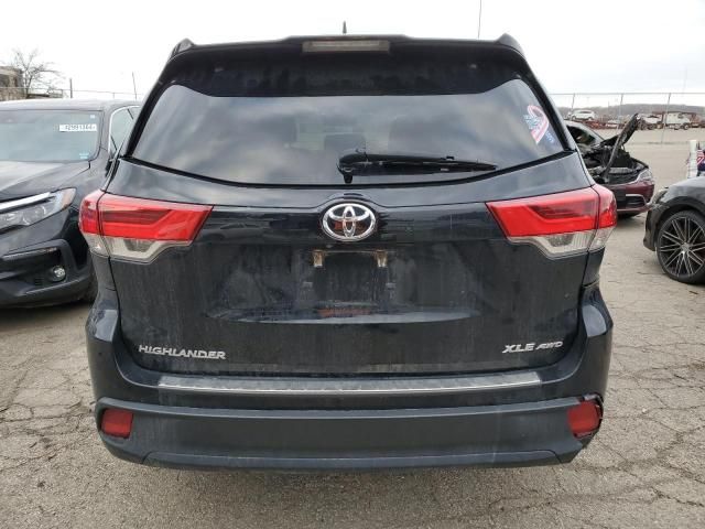 2017 Toyota Highlander SE