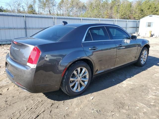 2021 Chrysler 300 Touring