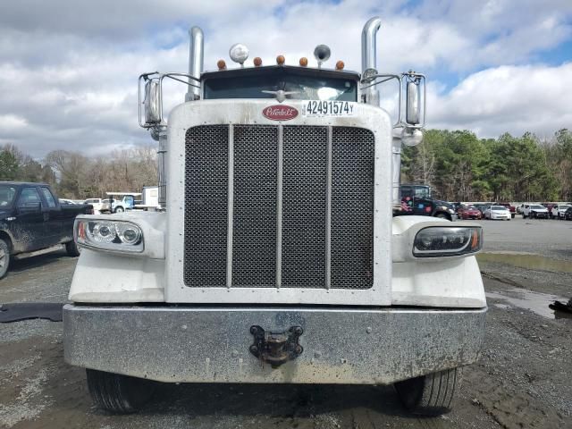 2019 Peterbilt 389