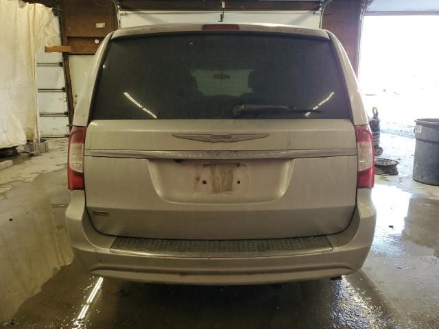 2011 Chrysler Town & Country Touring