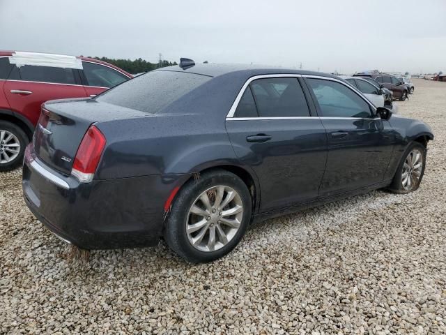 2018 Chrysler 300 Touring