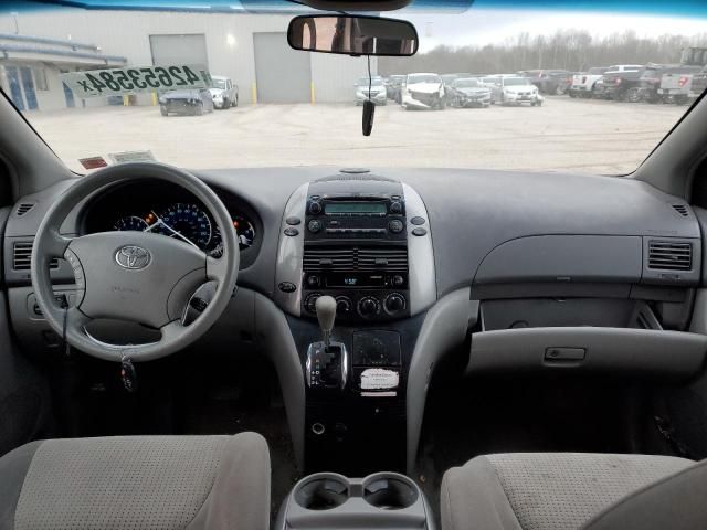 2008 Toyota Sienna CE