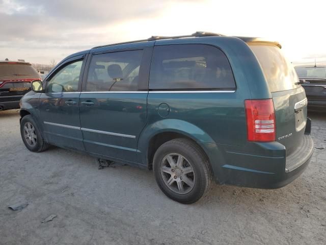 2009 Chrysler Town & Country Touring