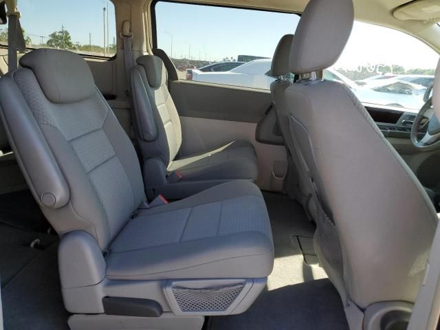 2010 Chrysler Town & Country Touring