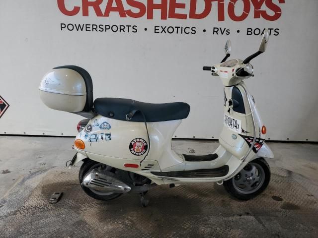 2005 Vespa M198F