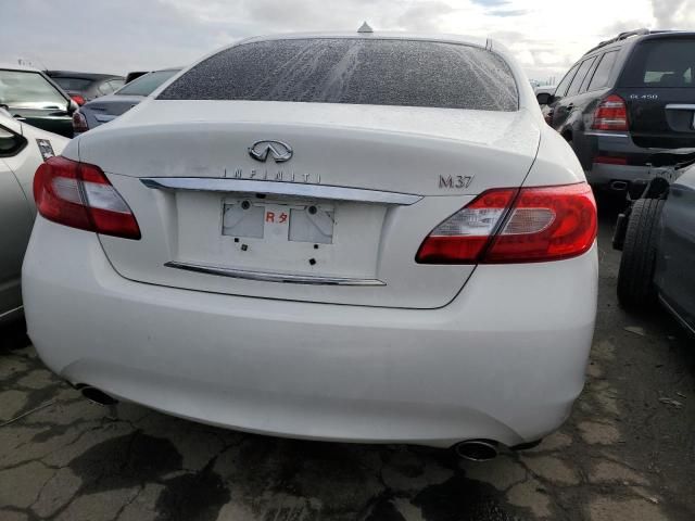 2011 Infiniti M37