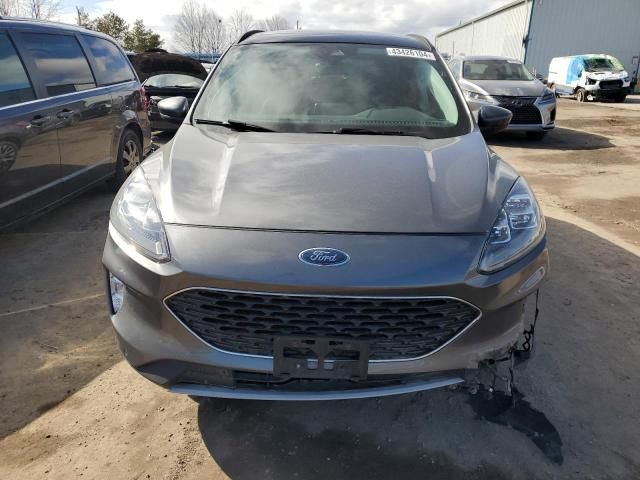 2021 Ford Escape Titanium