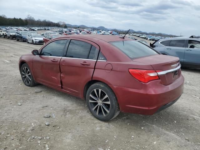 2013 Chrysler 200 Touring