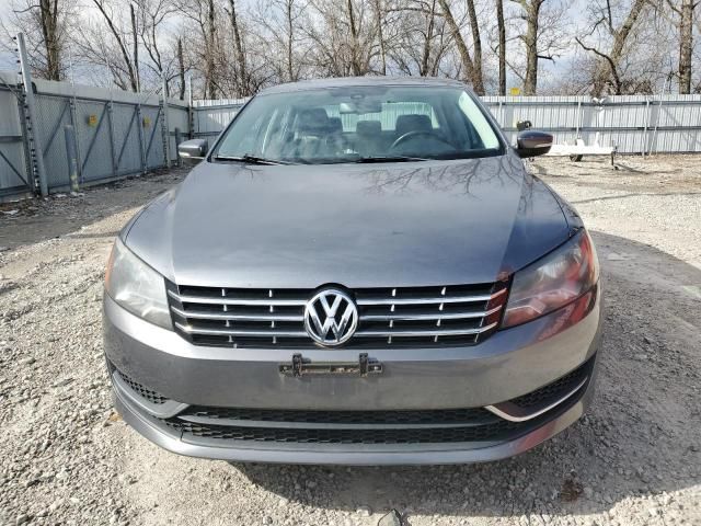 2014 Volkswagen Passat SE