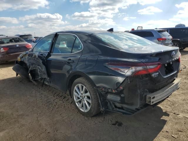 2022 Toyota Camry LE