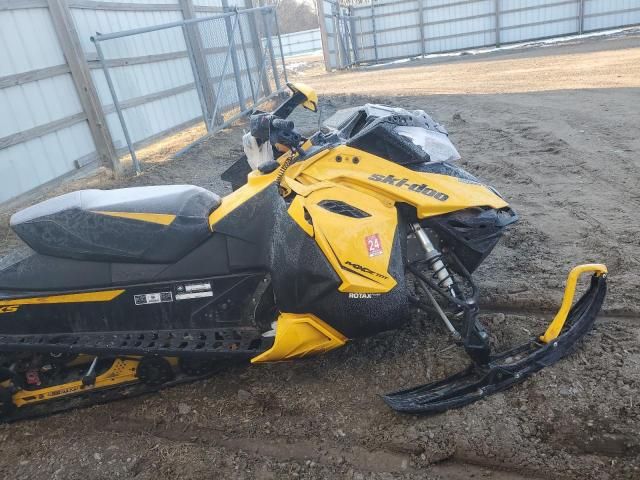 2014 Skidoo MXZ 800