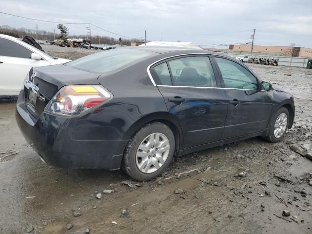 2010 Nissan Altima Base