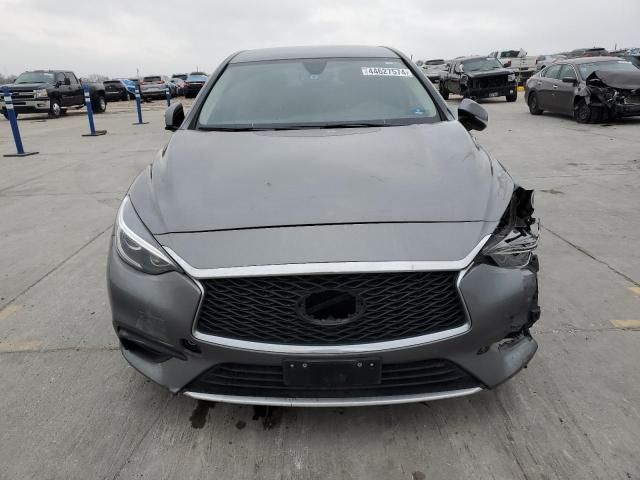 2018 Infiniti QX30 Base