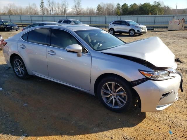 2018 Lexus ES 300H