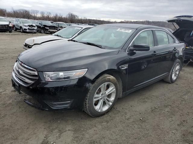 2016 Ford Taurus SEL