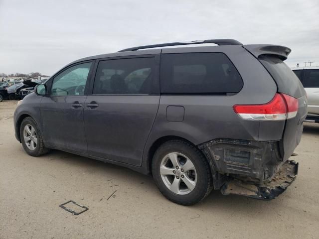 2013 Toyota Sienna LE