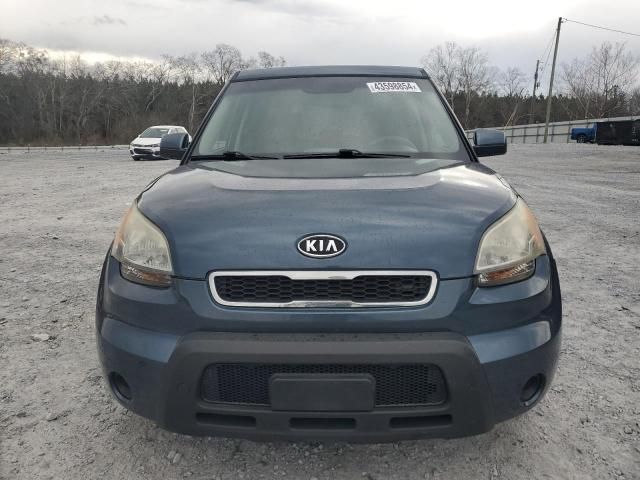 2011 KIA Soul +