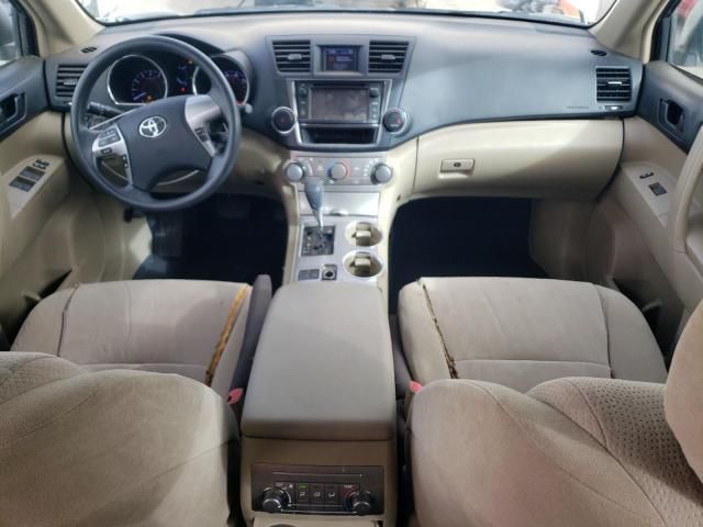 2013 Toyota Highlander Base