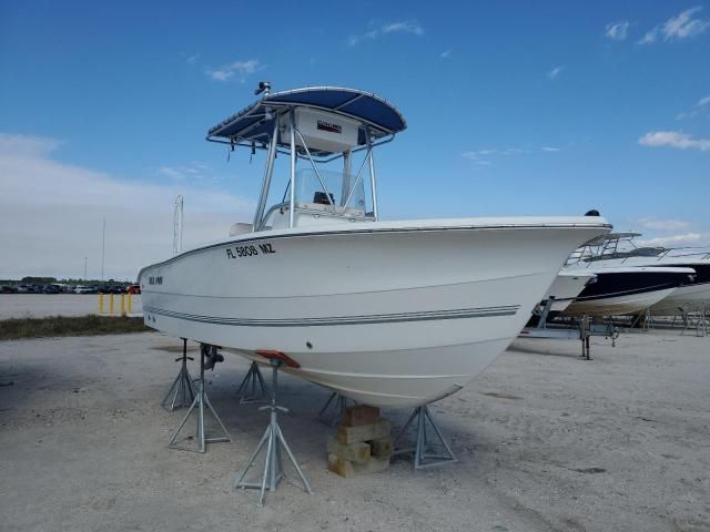 2005 Sea Pro Boat