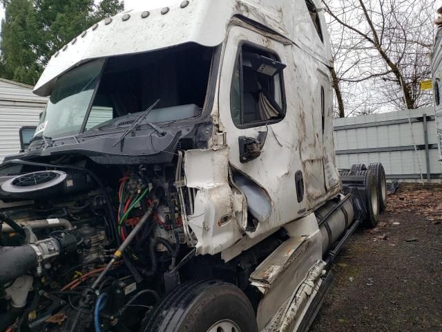 2016 Freightliner Cascadia 125