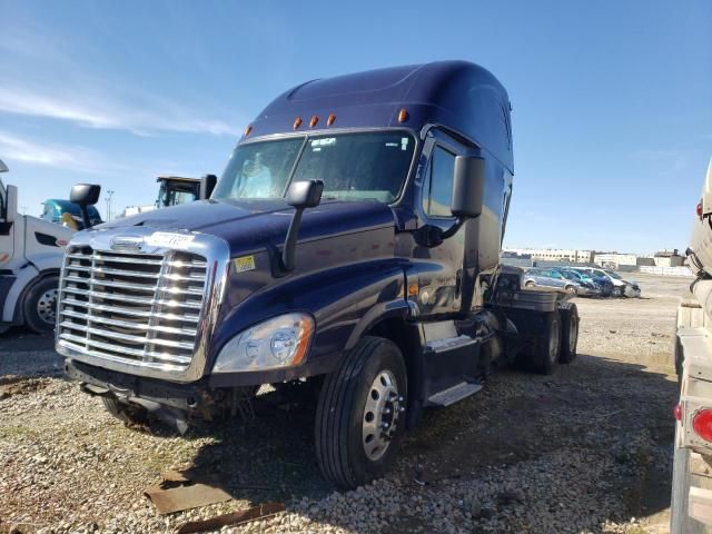 2017 Freightliner Cascadia 125