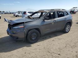 Vehiculos salvage en venta de Copart Bakersfield, CA: 2015 Jeep Cherokee Latitude