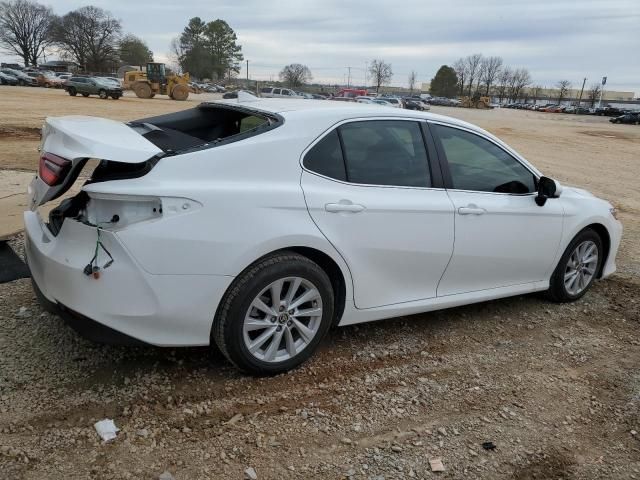 2022 Toyota Camry LE