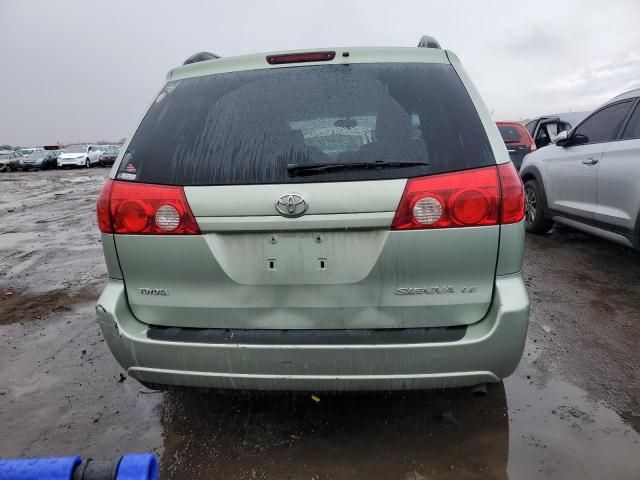 2006 Toyota Sienna LE