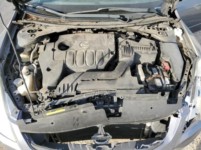 2010 Nissan Altima Base