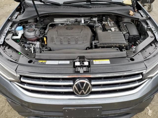 2022 Volkswagen Tiguan SE