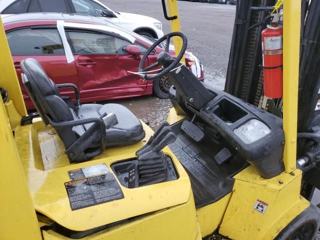 2004 Hyster Forklift