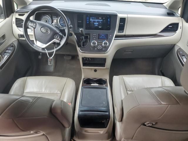 2015 Toyota Sienna XLE