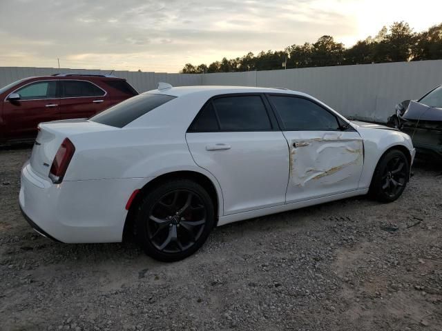 2021 Chrysler 300 Touring