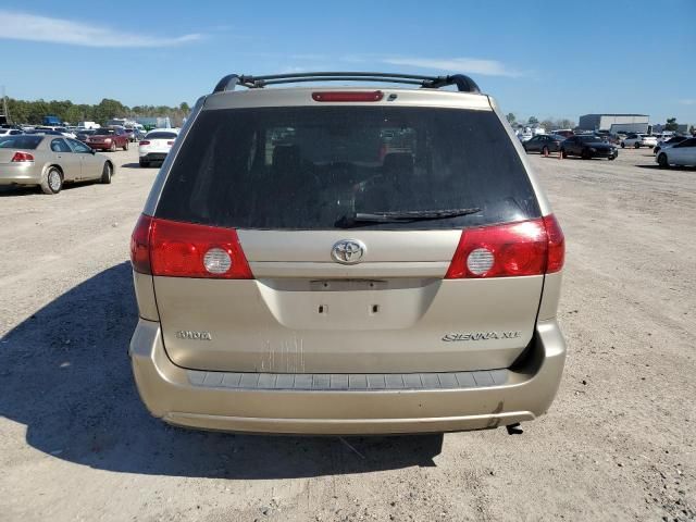 2006 Toyota Sienna XLE