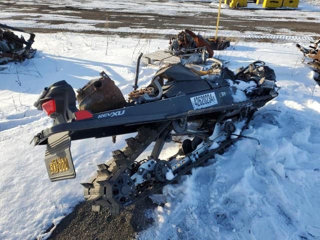 2014 Skidoo Tundra