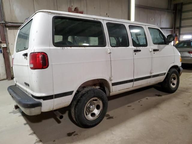 2001 Dodge RAM Wagon B1500