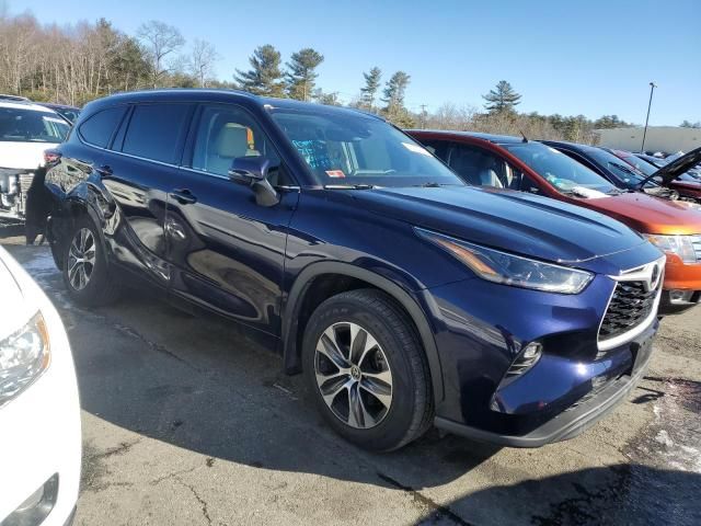 2021 Toyota Highlander XLE