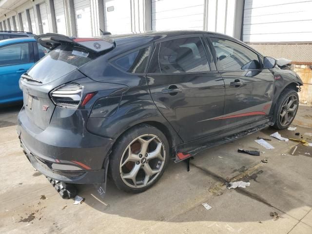 2017 Ford Focus ST