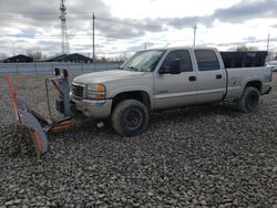 Salvage trucks for sale at London, ON auction: 2004 GMC Sierra K2500 Crew Cab